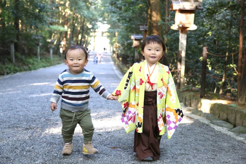 七五三(753)広陵町_フォトスタジオワタナベ(渡辺写真館)広陵町真美ケ丘店_大神神社お参りレンタル