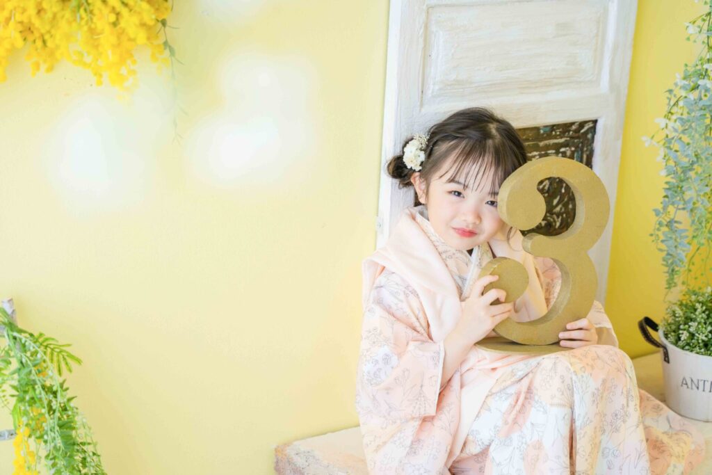 七五三(753)広陵町_フォトスタジオワタナベ(渡辺写真館)奈良真美ケ丘店_３歳女の子着物